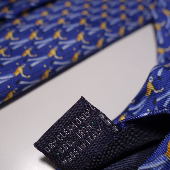 Burberry London 100% Silk Navy Blue Golf Pattern Tie Made In Italy - Picture 9 of 9